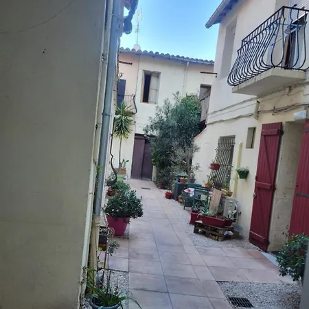 Апартаменты Rue Frederic Mistral
